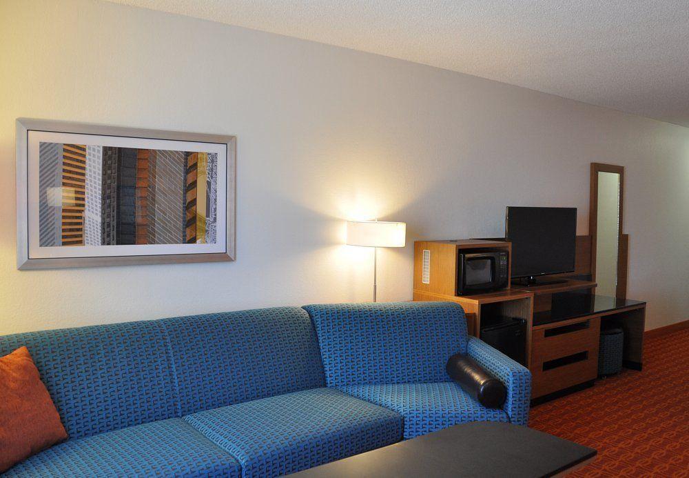 Fairfield Inn & Suites By Marriott Fort Myers Cape Coral Cypress Lake Buitenkant foto